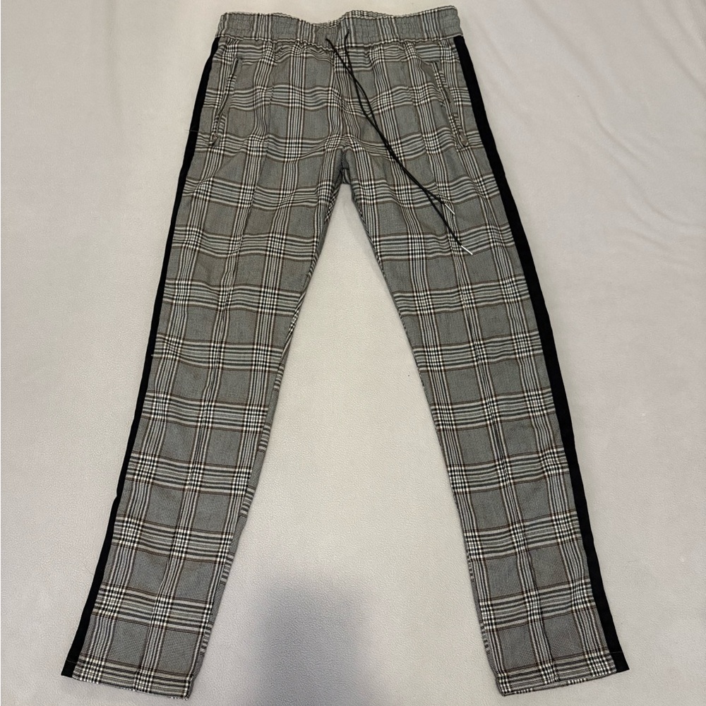 Forever 21 Men's Gray Plaid Pants with Black Trim